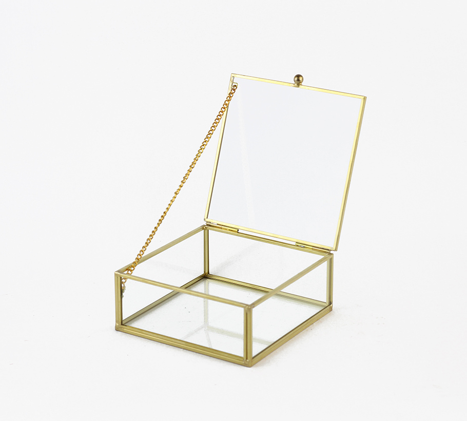 COFANETTO VETRO E ORO H55 122X122CM.