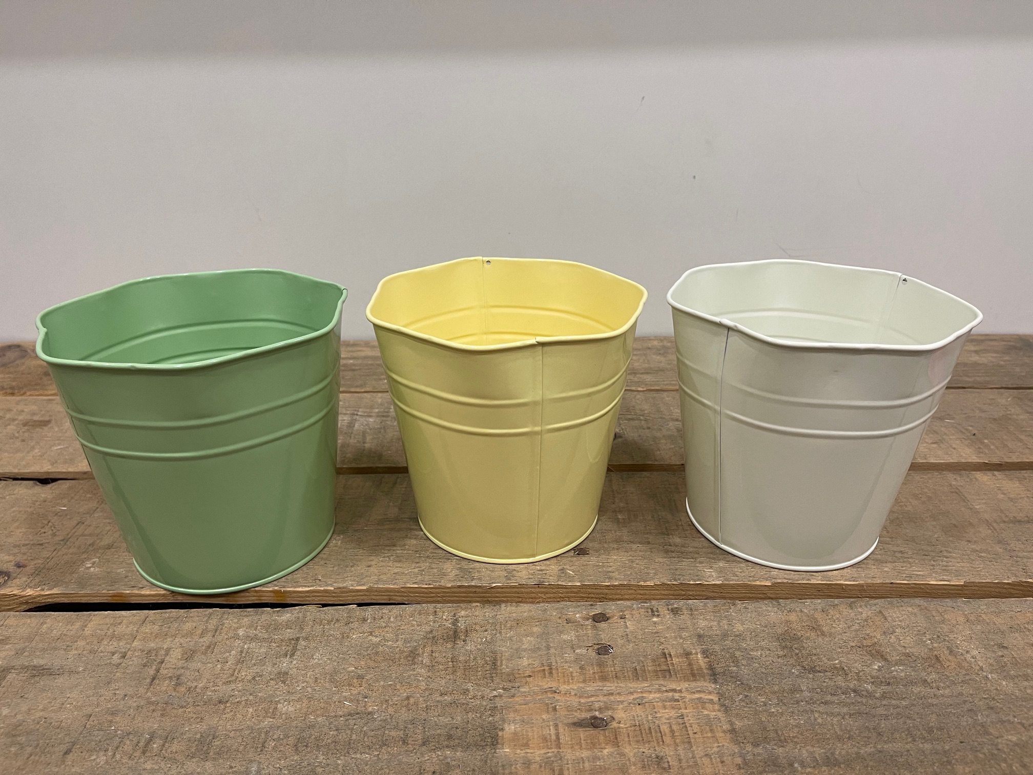 VASO METALLO D16 H14,5CM. 3PZ.COL.ASS.