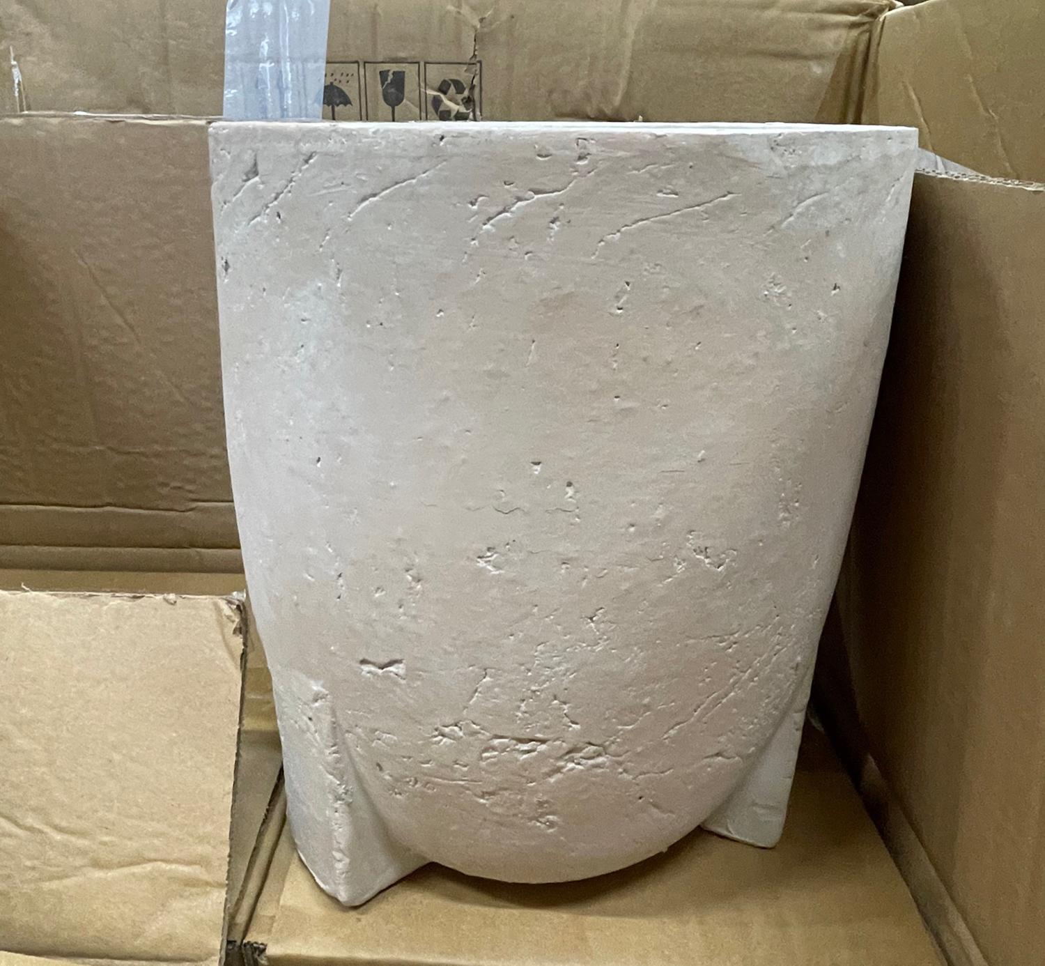 VASO PIETRA D21 H24,5CM. CREMA MATT