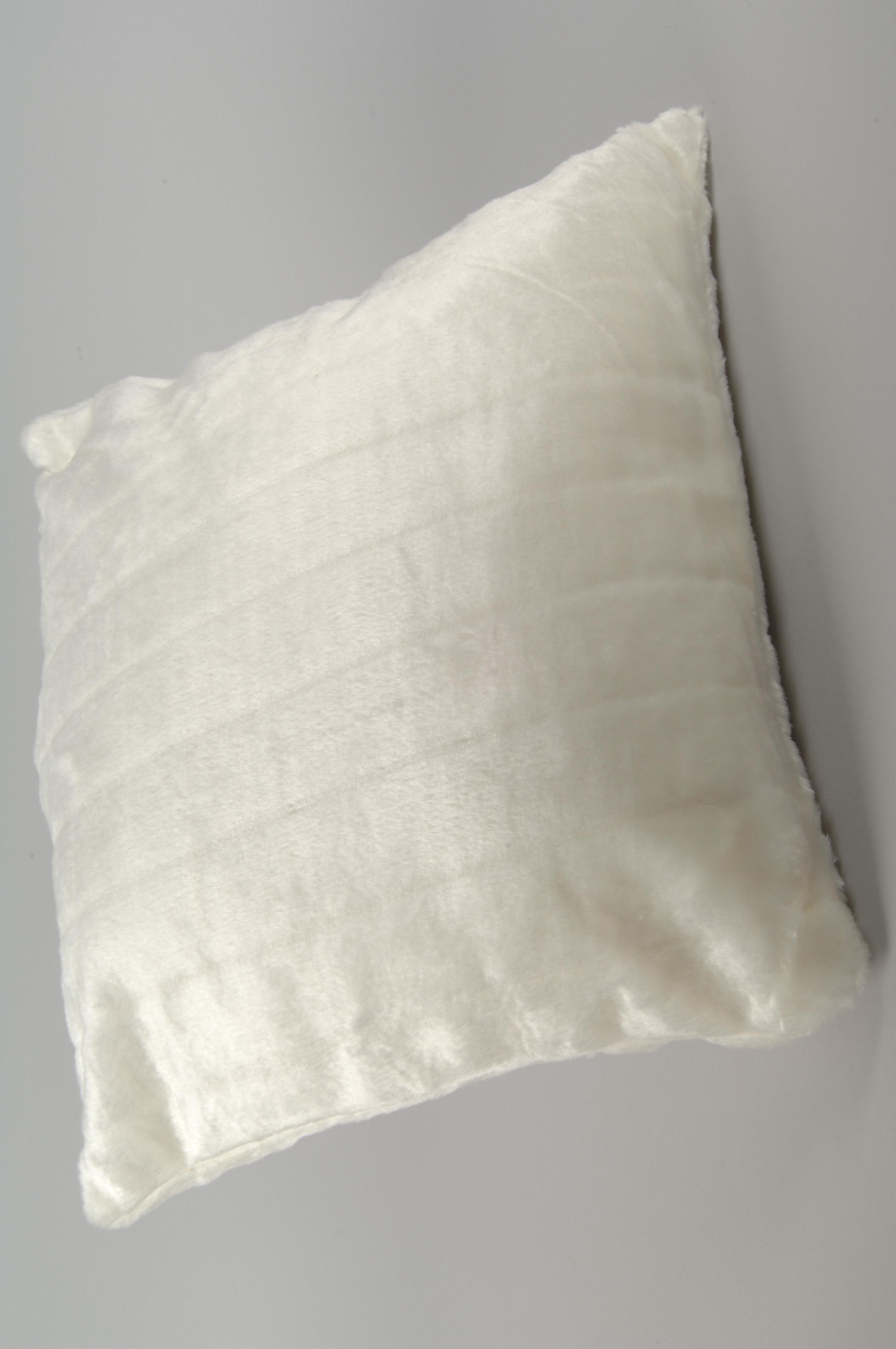 CUSHION FAUX FUR 45X45CM. CREAM ACRYL
