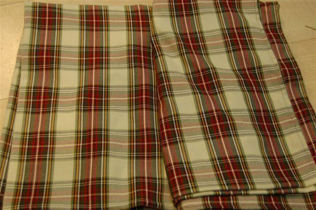 TOVAGLIA STOFFA 144X144CM. SCOTTISH