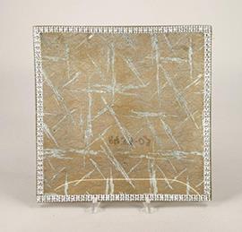 PIATTO VETRO CON DECORI 25X25 --NETTO-------------------