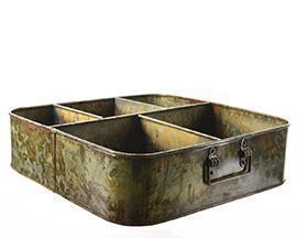 VASSOIO A SCOMPARTI H11 38X38CM. ZINCO