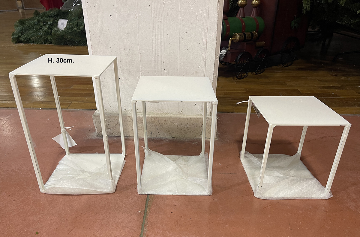 COLONNA H30 18X18CM. BIANCO