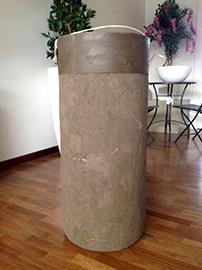 VASO POLYRES. H90CM. MARRONE