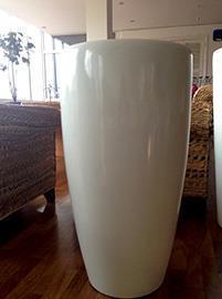 VASO RESINA D.45 H83CM. BIANCO