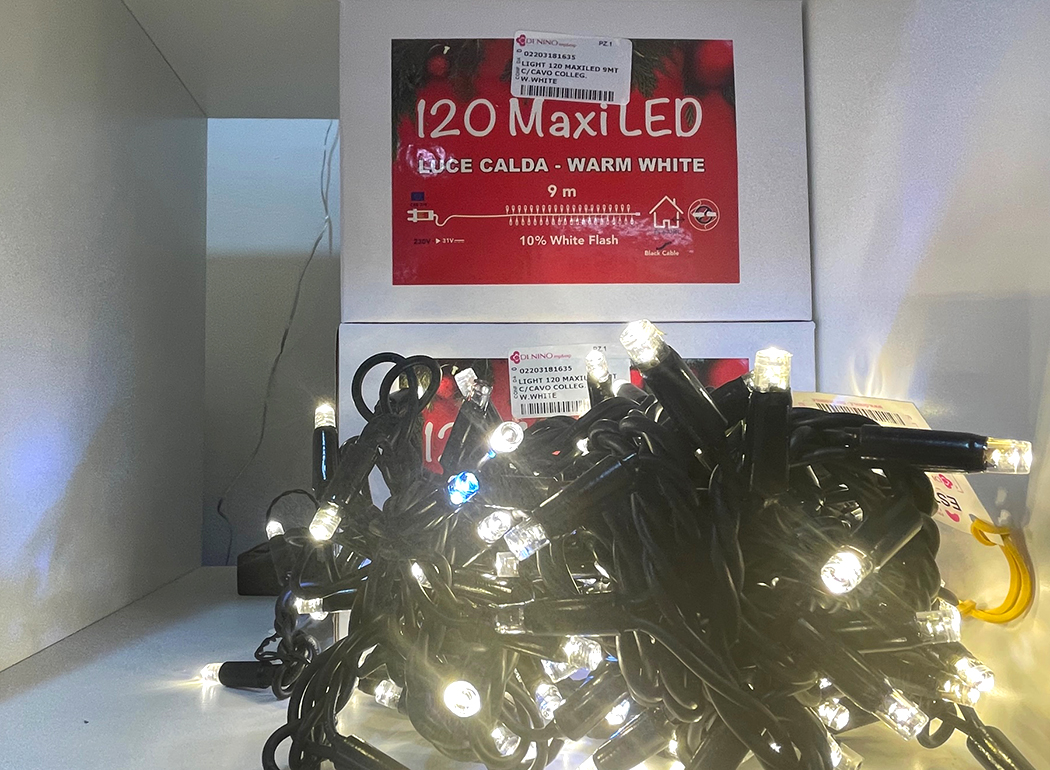 LUCI 120 MAXILED 9MT C/CAVO COLLEG. BIANCO CALDO