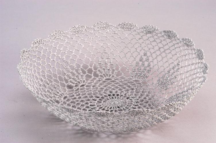 CROCHET.BOWL FLOWER D28 H8 SILVER