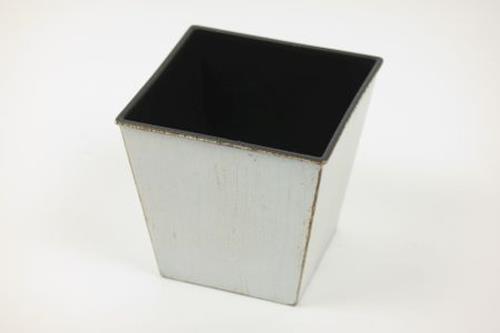 VASETTO QUAD.PLAST. H10 13X13CM.