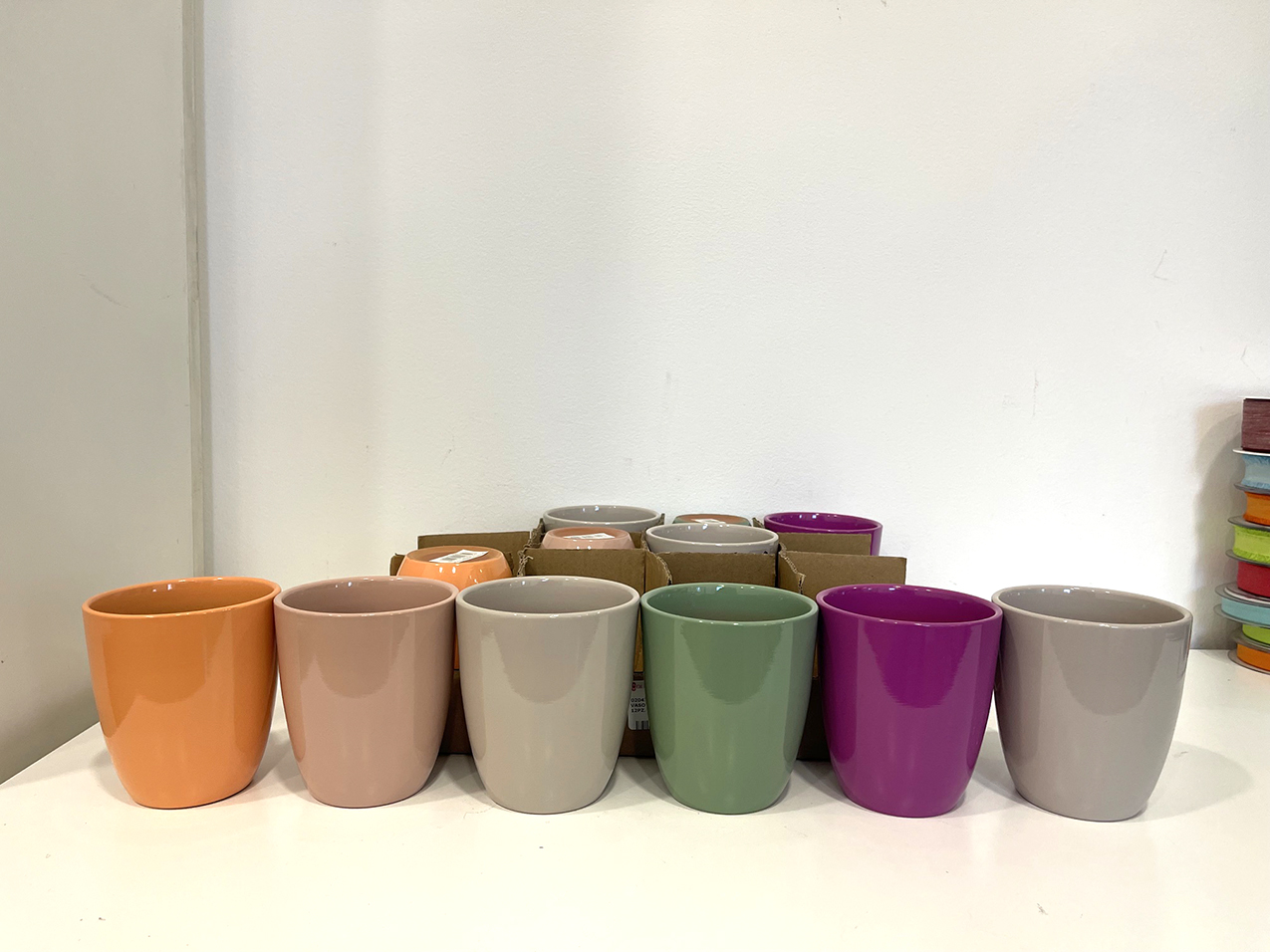 VASO TERRAC.D10 H11CM. 12PZ. COL.ASS.