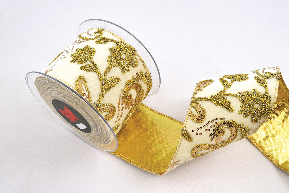 NASTRO F.DO PANNA RICAMI ORO 6,7CM. X4,5MT.