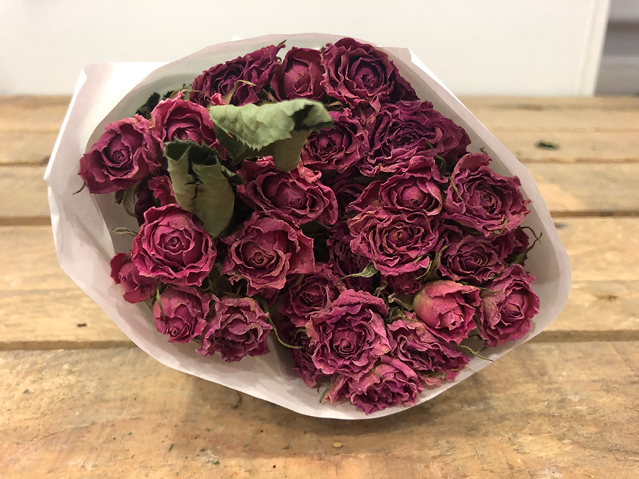 ROSES SPRAY 10PZ. NAT. PINK