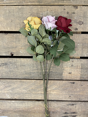 ROSE SPRAY ROYAL VELV. 65CM. 3PZ. ASS.