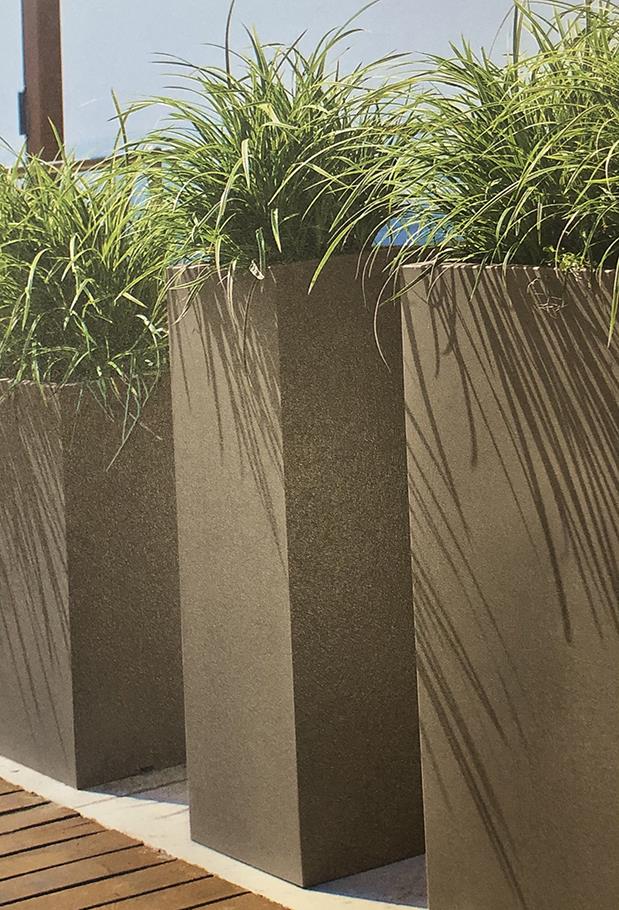 VASO CUBE TOWER H90 30X30CM. TORT.