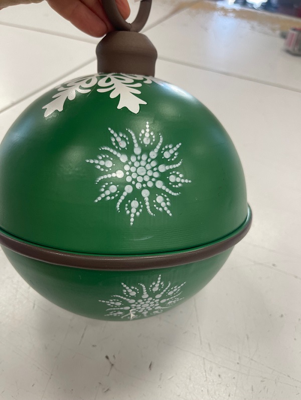 SFERA MET. C/GANCIO D20 H27CM. VERDE