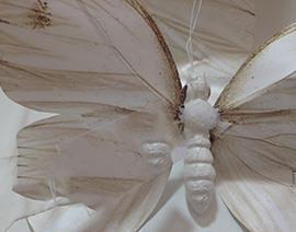 FARFALLA C/CLIP 30X25CM. CREAM