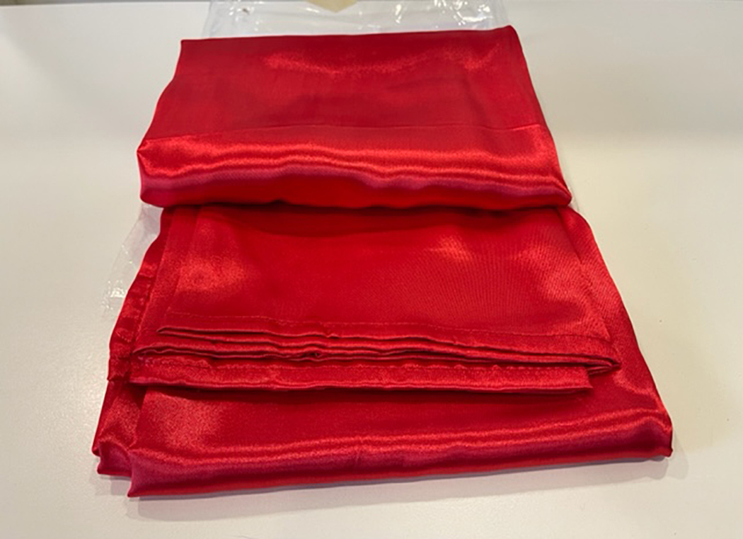RIO SATIN 150CM.X3MT. RED